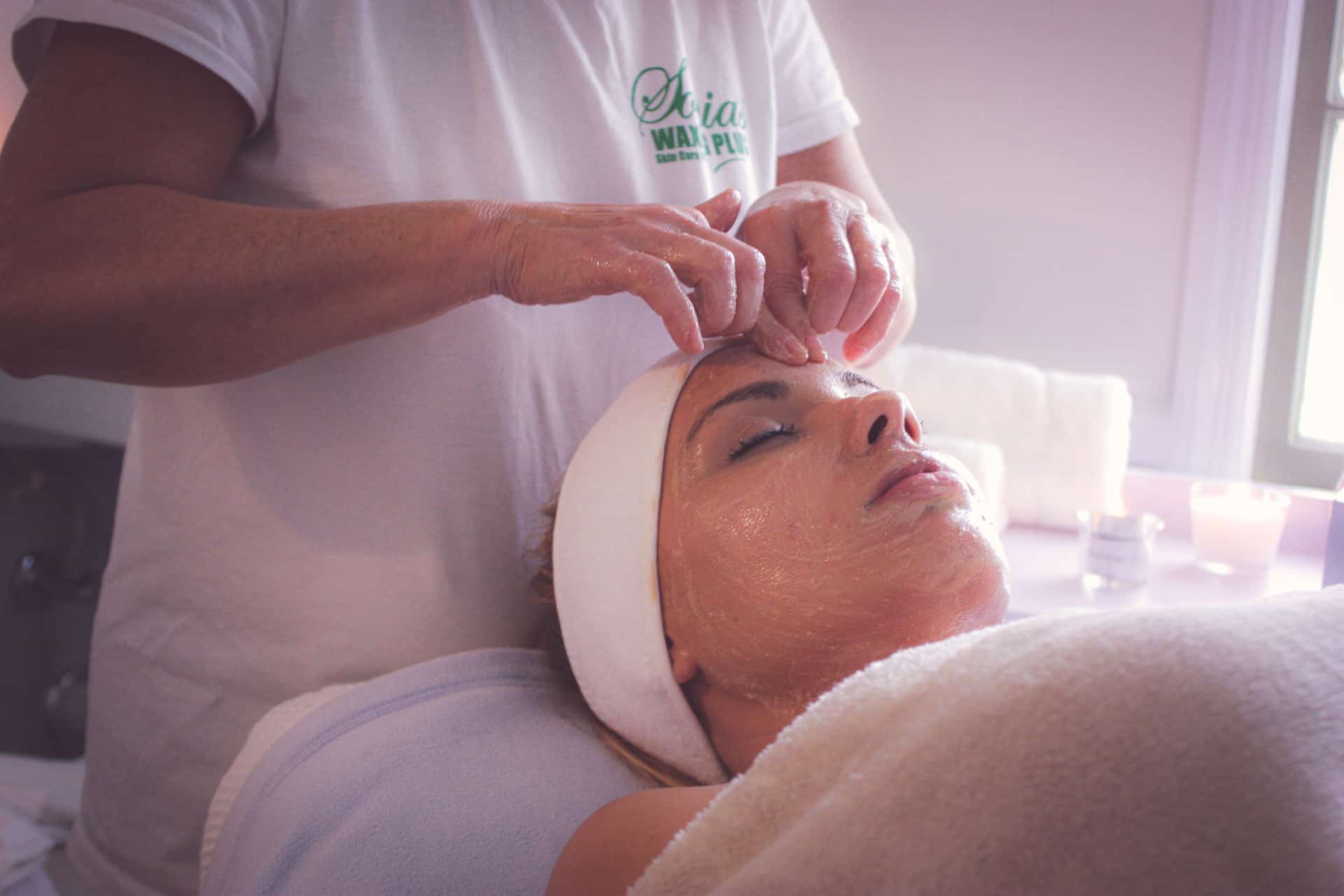woman gets facial at Sonia's Waxing Plus